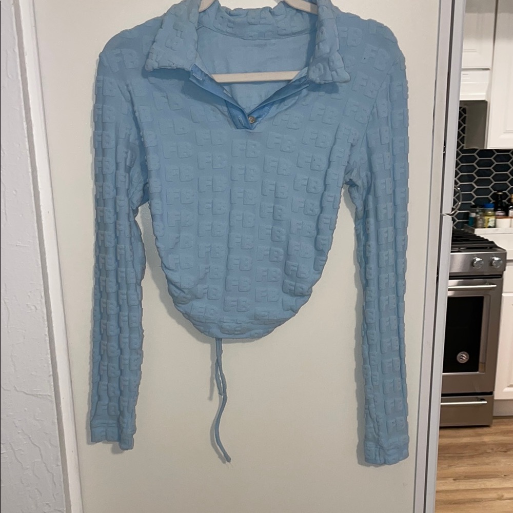 Frankie's Bikinis Light Blue Long Sleeve Textured Polo Top - Picture 1 of 5